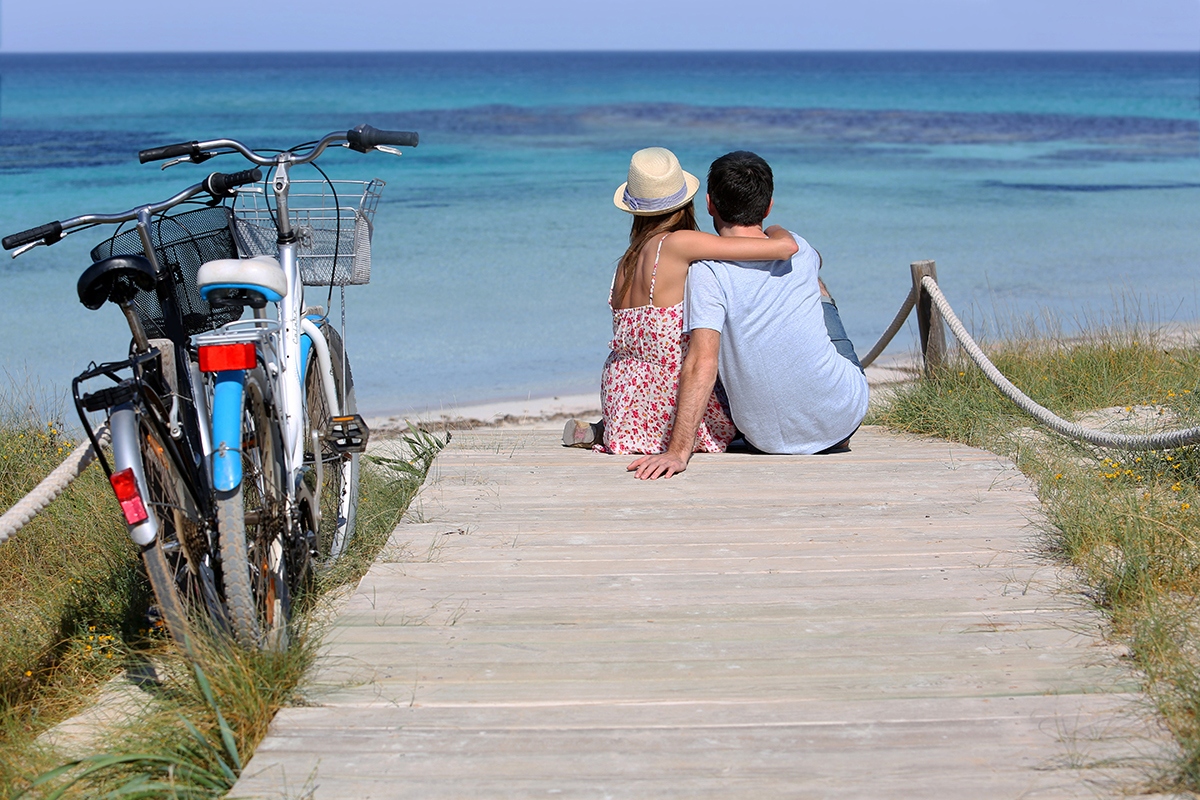 4 rutas para disfrutar Formentera en familia, a pie o en bici