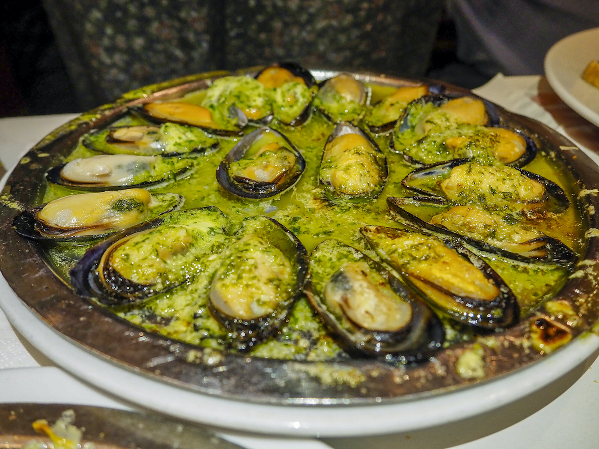 Mejillones al ajillo