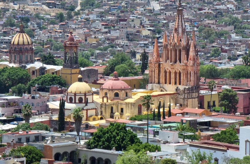  Recorrido por San Miguel de Allende en México